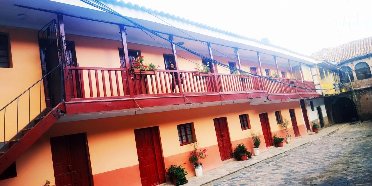 Anais y Nicolas Hostel Cuzco Exterior foto